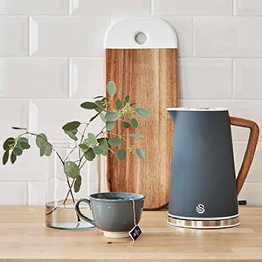 SWAN STP2090WHTNEU Set Frühstückskocher, kabellos, 1,7L Toaster Breitschlitz 2 Nordic Weiß Weiß