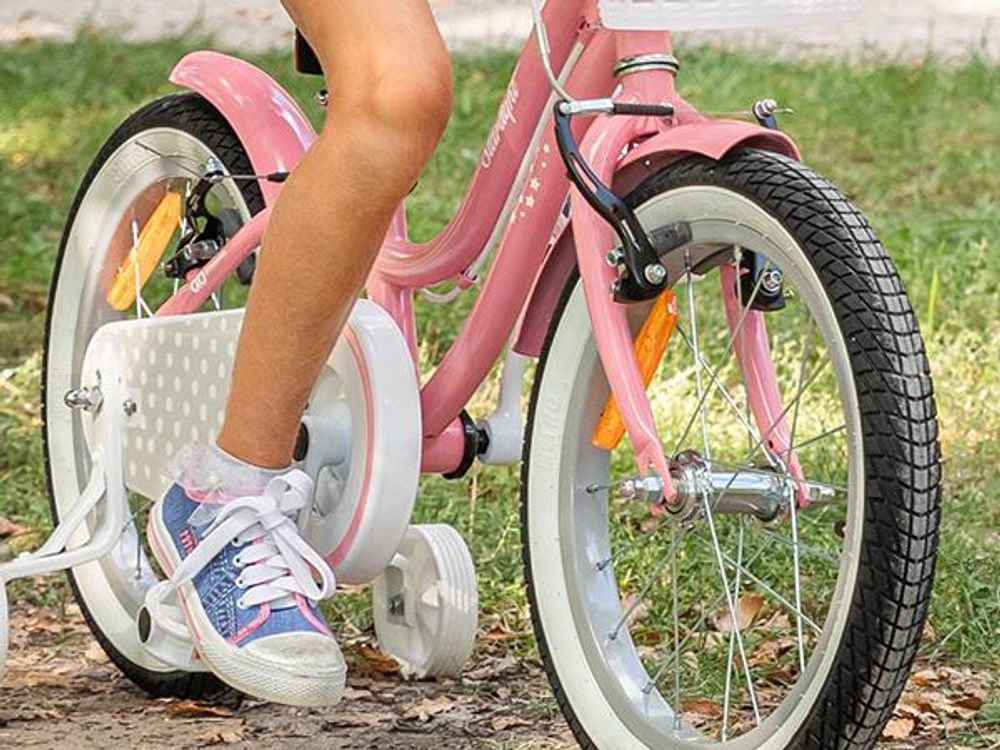 Actionbikes Kinderfahrrad Starlight 16 Zoll | Kinder Fahrrad - V-Brake Bremsen - Kettenschutz - Fahrradständer - Rad - 4-7 Jahre (Rosa)