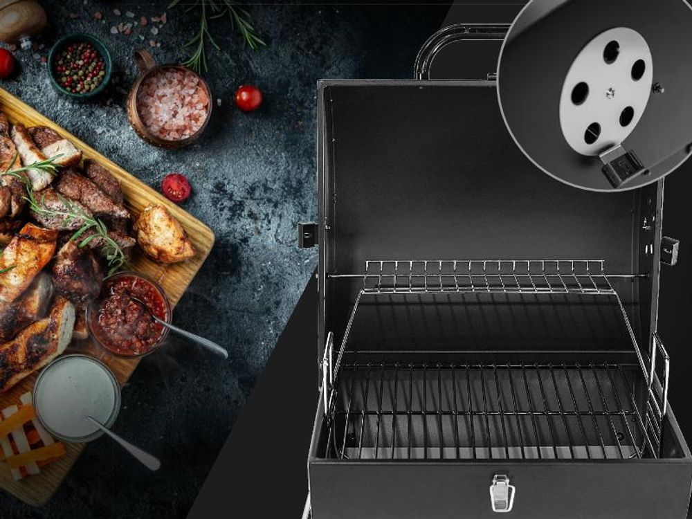 Surface de cuisson CHAROX en gros plan, grillades sur planche en bois en arrière-plan.