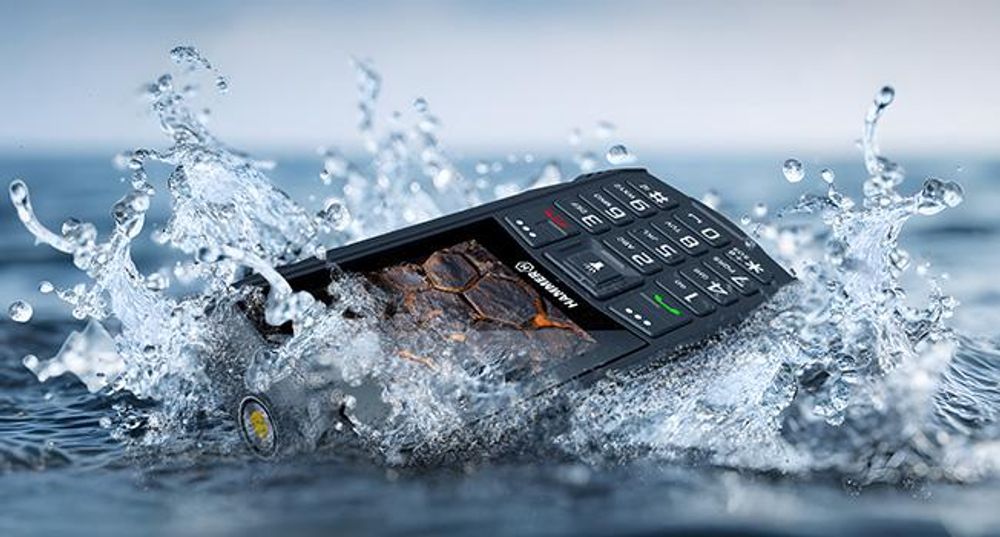 HAMMER ROCK LTE (Black) Dual SIM 2.4" IPS 240x320/128MB/48MB RAM/microSD/LTE