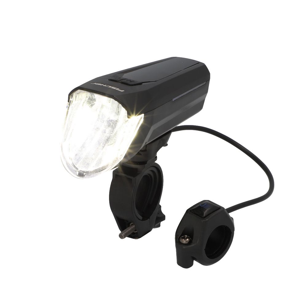Die Frontleuchte mit Fernlicht (bis 80 Lux) sorgt für optimale Sicht bei Nacht.