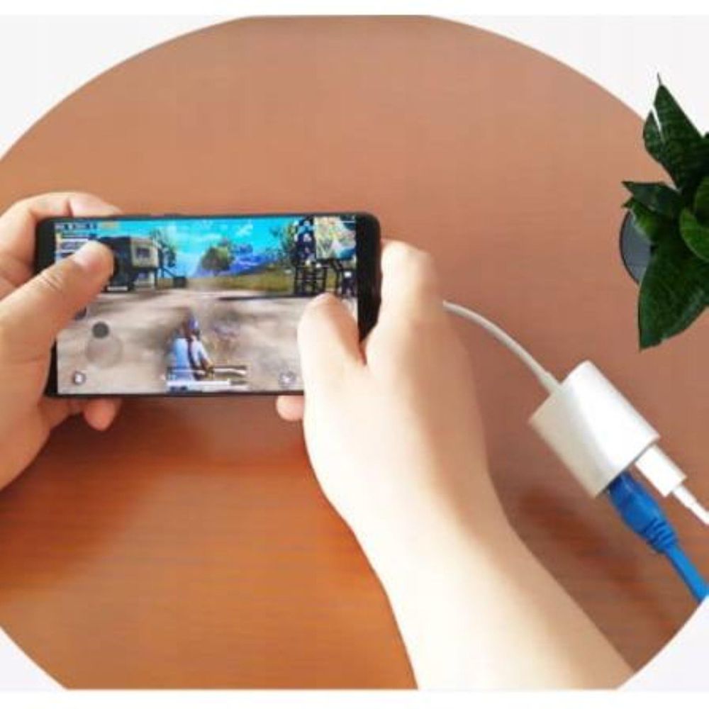 Adapter sieciowy - Lightning na Ethernet - RJ-45 LAN - Fast Ethernet 100 Mbps - z portem ładowania - do iPhone iPad