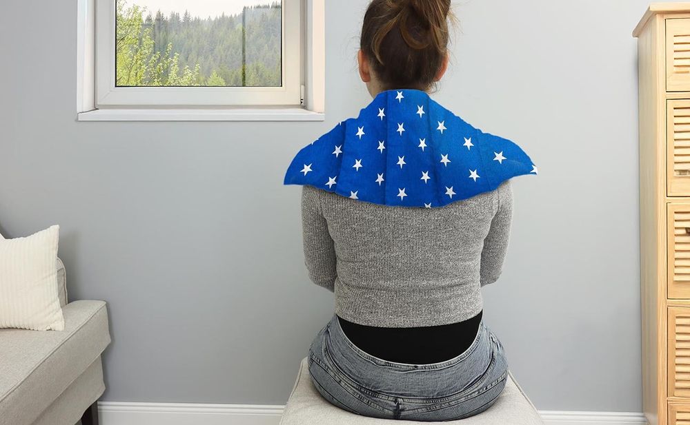 Amilian Kirschkernkissen 55x20 cm – Wärmekissen mit 100 % Kirschkerne für Nacken & Schulter.