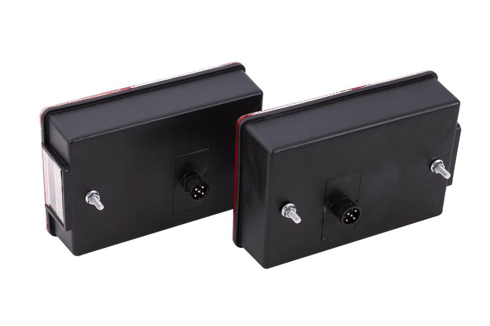ASPÖCK Multipoint IV Rückleuchten Set links und rechts 7 Funktionen 12 V 200 x 136 x 56 mm IP64 Bajonett 5-Pin E4 ADR für Anhänger