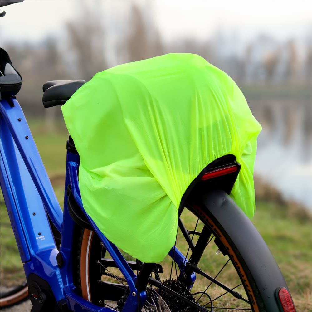 Wodoodporna torba rowerowa na bagażnik 35 l, torba bagażowa EVA Hardtop z osłoną przeciwdeszczową i paskiem na ramię, odblaskowa, EVI BIKE Adventure+ czarna