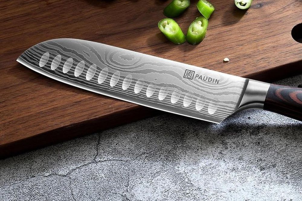 Klinge des Santokumessers PAUDIN N5 mit Kullen und gelasertem Wellenmuster