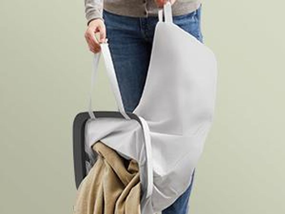 SONGMICS Wäschekorb, 100 L Wäschesammler, Wäschetonne, leichter Aufbau, mit Deckel und Griffen, herausnehmbarer Wäschesack, 42 x 32 x 75 cm, tintensch