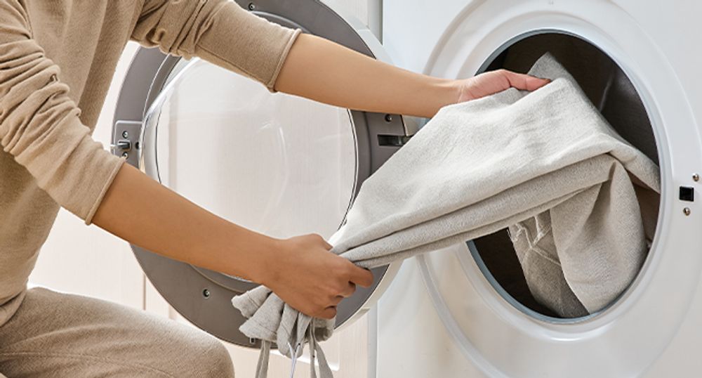 SONGMICS Pfandflaschen-Sammelbehälter, 95 L Pfandflaschen-Behälter, Bambus