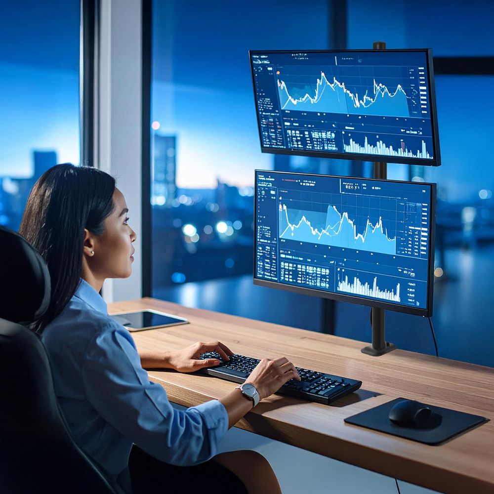 Maclean Monitorhalterung, max VESA 100x100, 13-27", 9kg, MC-967