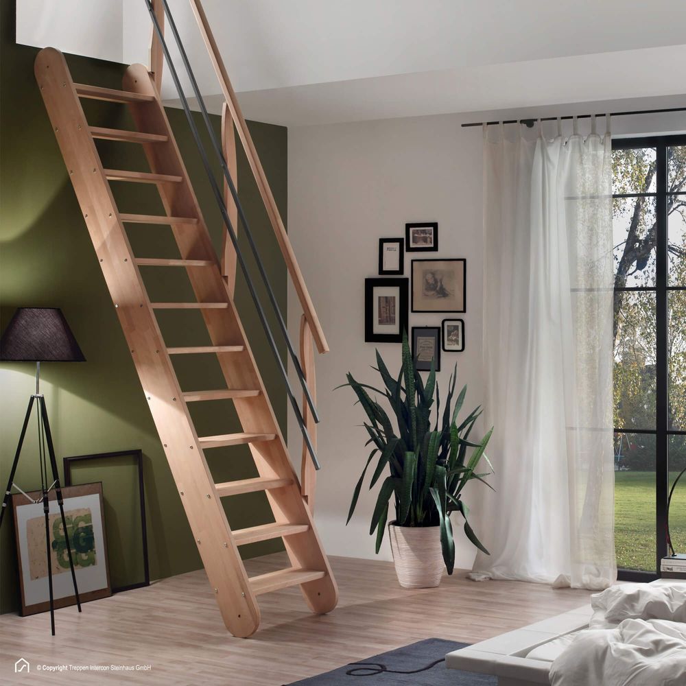 Raumspartreppe Intercon Living in Buche, einseitiges Geländer | Holztreppe mit 12 Stufen für Geschosshöhen bis 285 cm