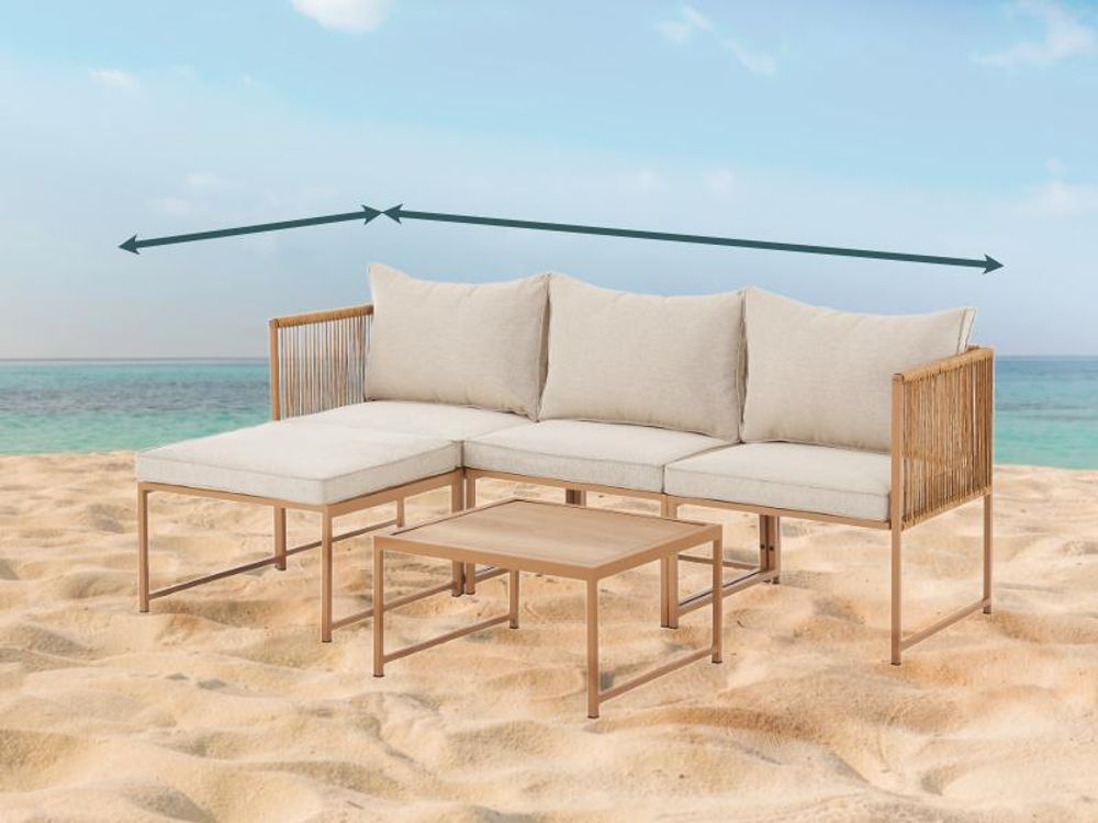 Loungeset Detroit an einem Strand ergänzt mit einer Grafik zu den Maßen