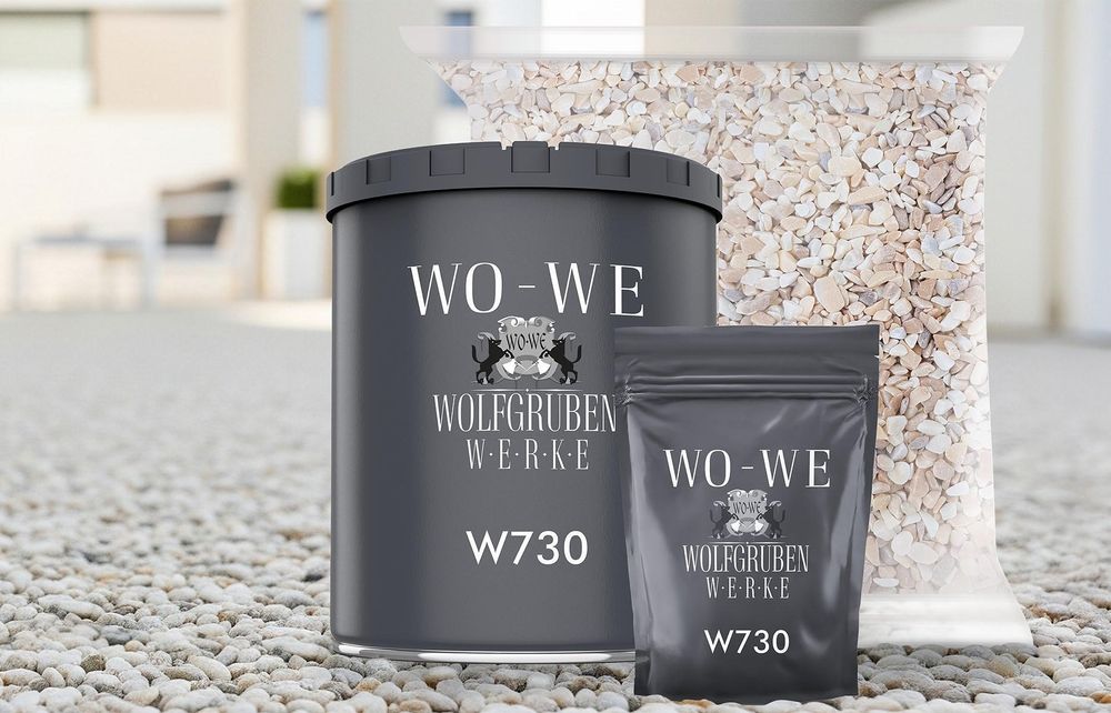 WO-WE Steinteppich Set W730 mit Kunstharz, Härter und Marmorkies, gezeigt auf Steinboden