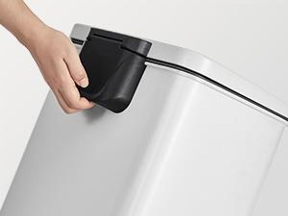 SONGMICS Mülleimer Küche, 40 Liter Abfalleimer, großer Tretmülleimer, mit Deckel, weiß