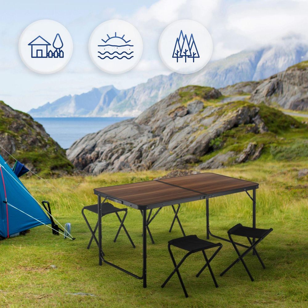 Camping-Tischset in freier Natur am See