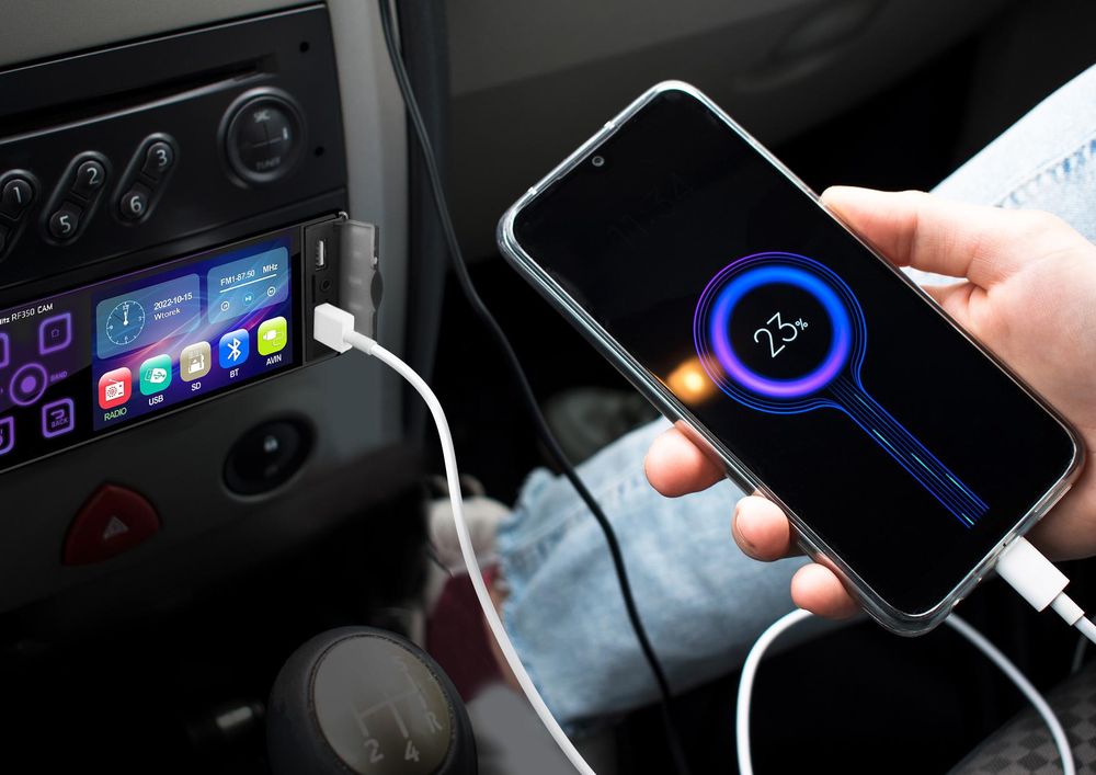 Xblitz RF350 CAM – Autoradio mit Rückfahrkamera und Bluetooth