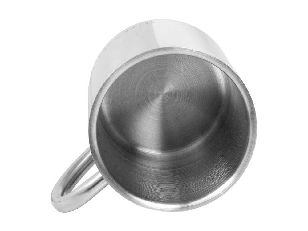 Blick in eine doppelwandige Edelstahltasse von schräg oben
