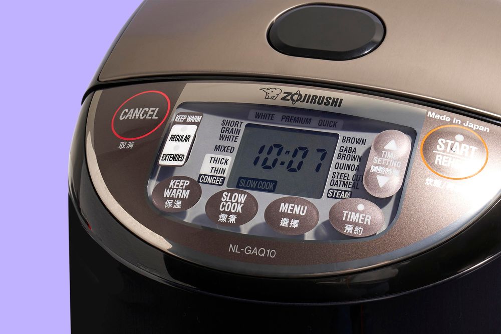 Zojirushi Premium Reiskocher NL-GAQ18 – 1,8 Liter – mit Warmhaltefunktion – inkl. Messbecher, Reislöffel und Dämpfeinsatz - Mit europäischem