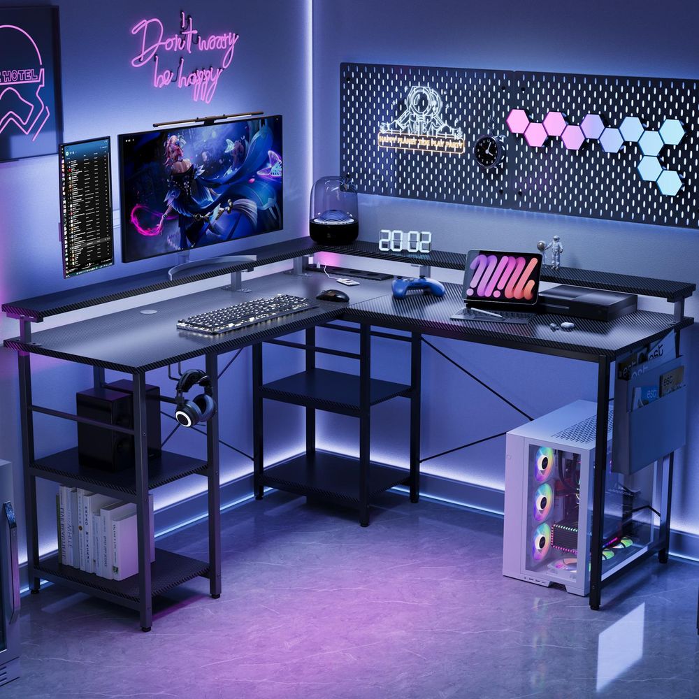 ZELURXX Gaming-Tisch L-förmiger mit RGB LED Beleuchtung, mit Tasche, Dual-Monitor-Ständer, Headset-Halterung & Steckdosen, Schwarz Muster
