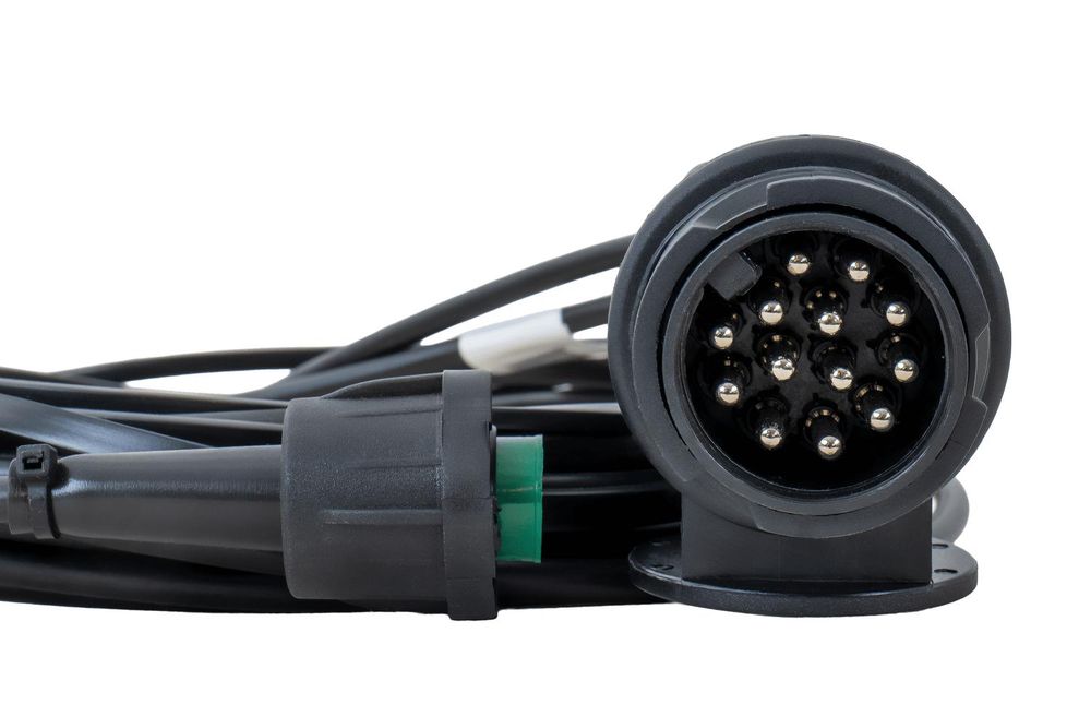 Lichtset: ASPÖCK MULTIPOINT IV Rückleuchten + ASPÖCK FLEXIPOINT I Seitenmarkierungsleuchten + MANTES 4,5m 13PIN Kabelbaum