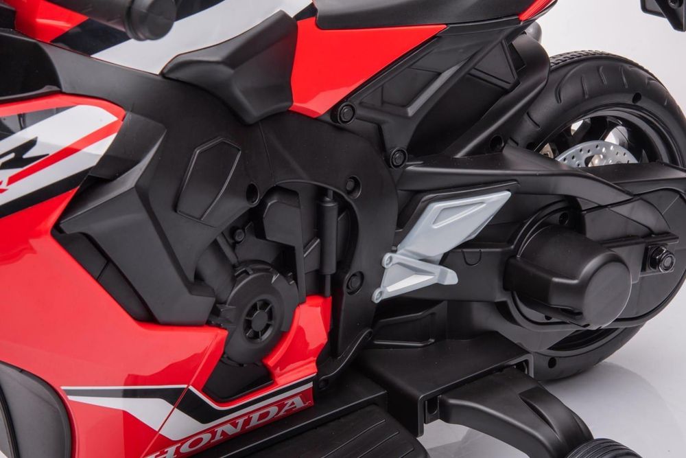 Detailansicht des Motors und Gehäuses am Elektro Motorrad für Kinder
