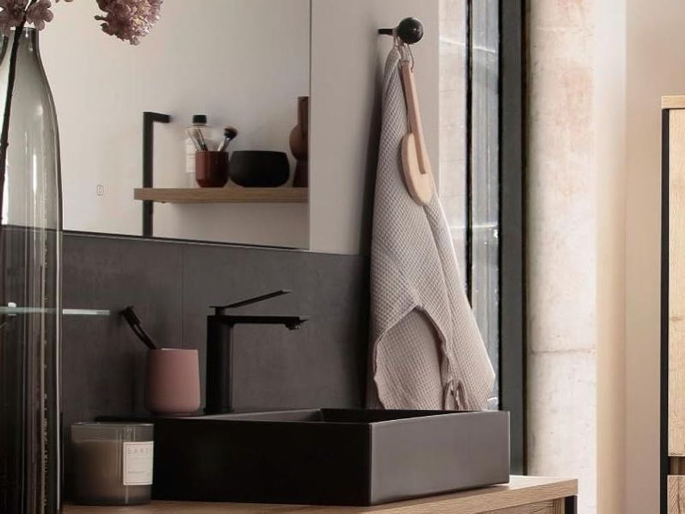 SCHÖNER WOHNEN-Kollektion Waschtischarmatur VIOLA M, Mattschwarz, Wasserhahn geeignet für wandhängende Waschbecken in Ihrem Bad