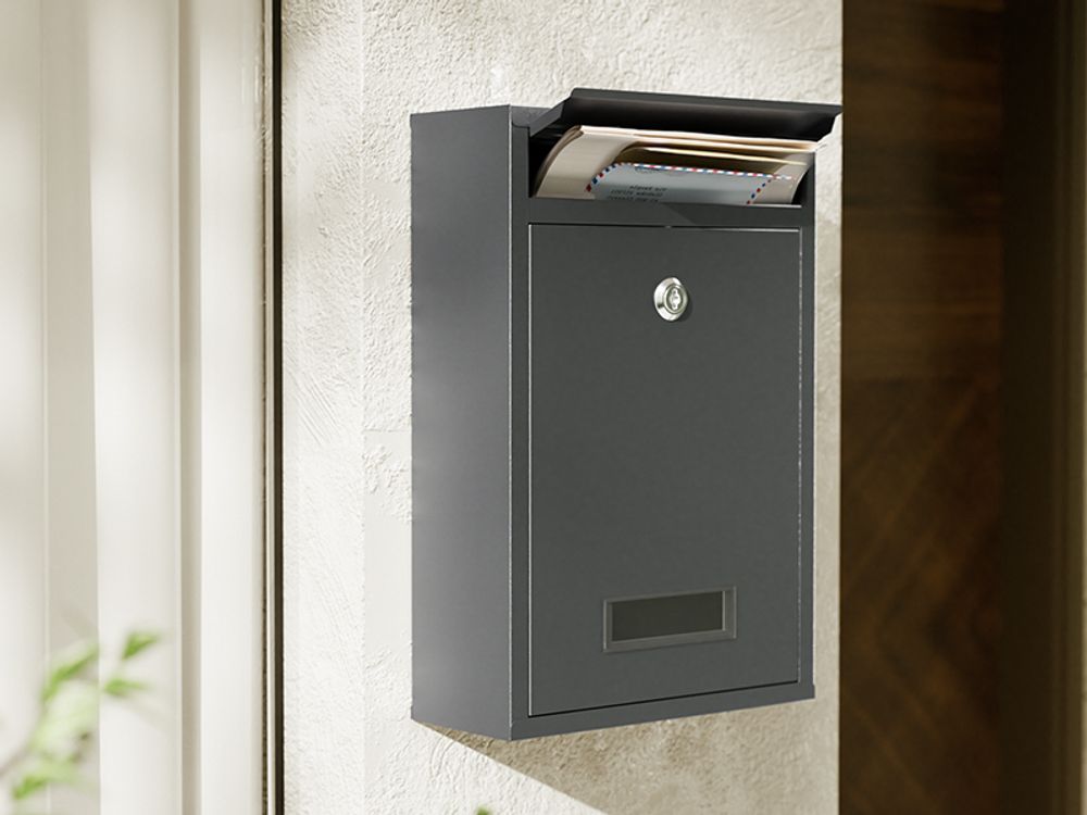 Wiltec Briefkasten anthrazit V2 Postkasten mit Namensschild, großem Briefschlitz und 2 Schlüsseln Wandbriefkasten aus pulverbeschichtetem Stahl