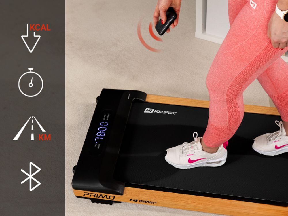 Trainingscomputer des Laufbands mit den wichtigsten Parametern