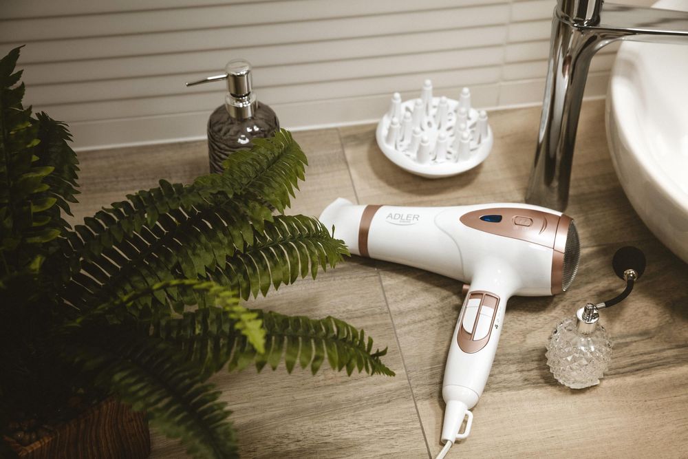 Adler AD 2248 Haartrockner 2400 W Bronze  Weiß