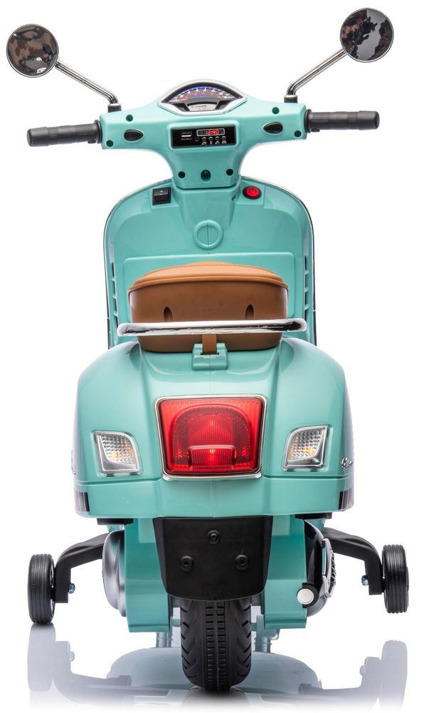 Blick auf Sitz und Bedienelemente der Vespa Kinder