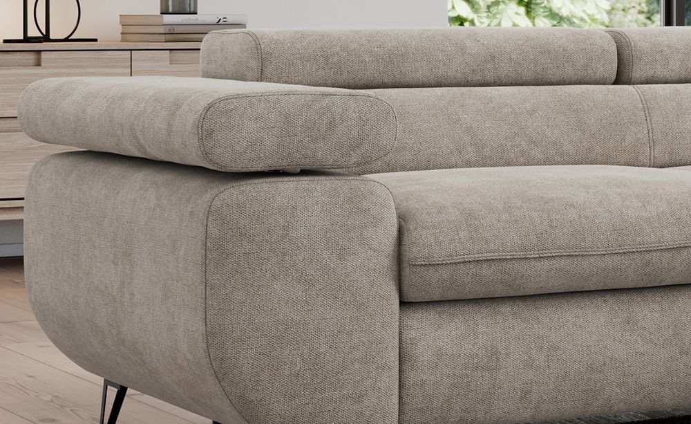Zoomen Sie auf die Sitzfläche des Ecksofas. Sofa aus Beige strukturiertem Stoff
