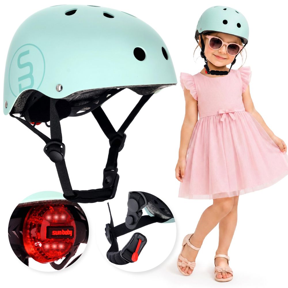 Kind met mintgroene kinderfietshelm en zonnebril