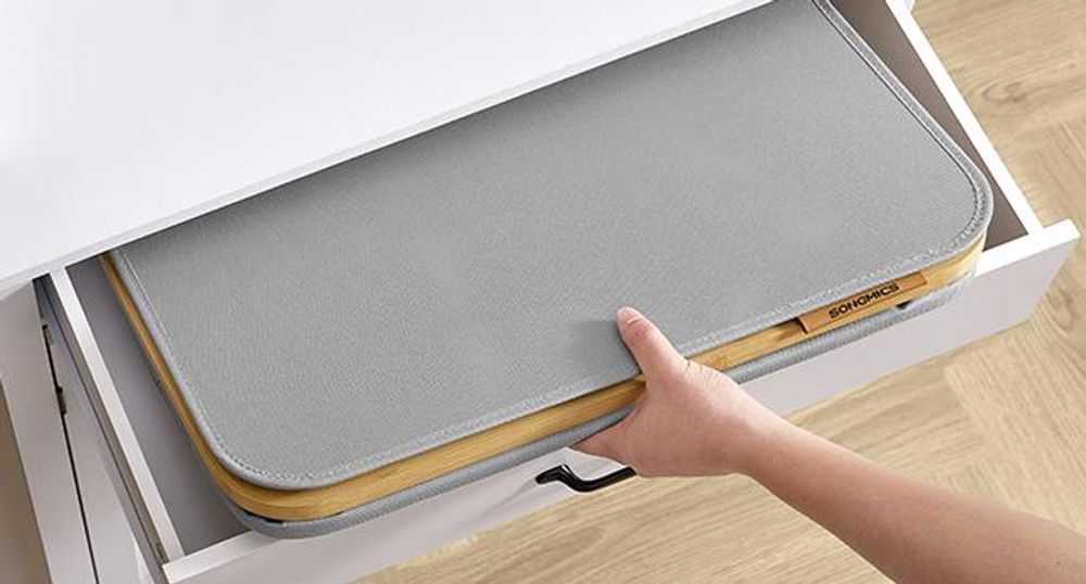 SONGMICS Wäschekorb mit Deckel, 2 Fächern, 130 L, herausnehmbarer Wäschesack, Griffe aus Bambus
