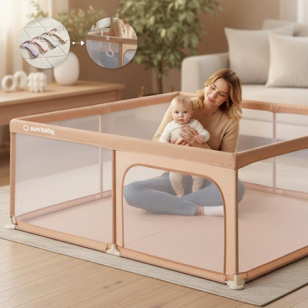 Moeder en baby samen in de box, details van veilige randen en mesh-wanden