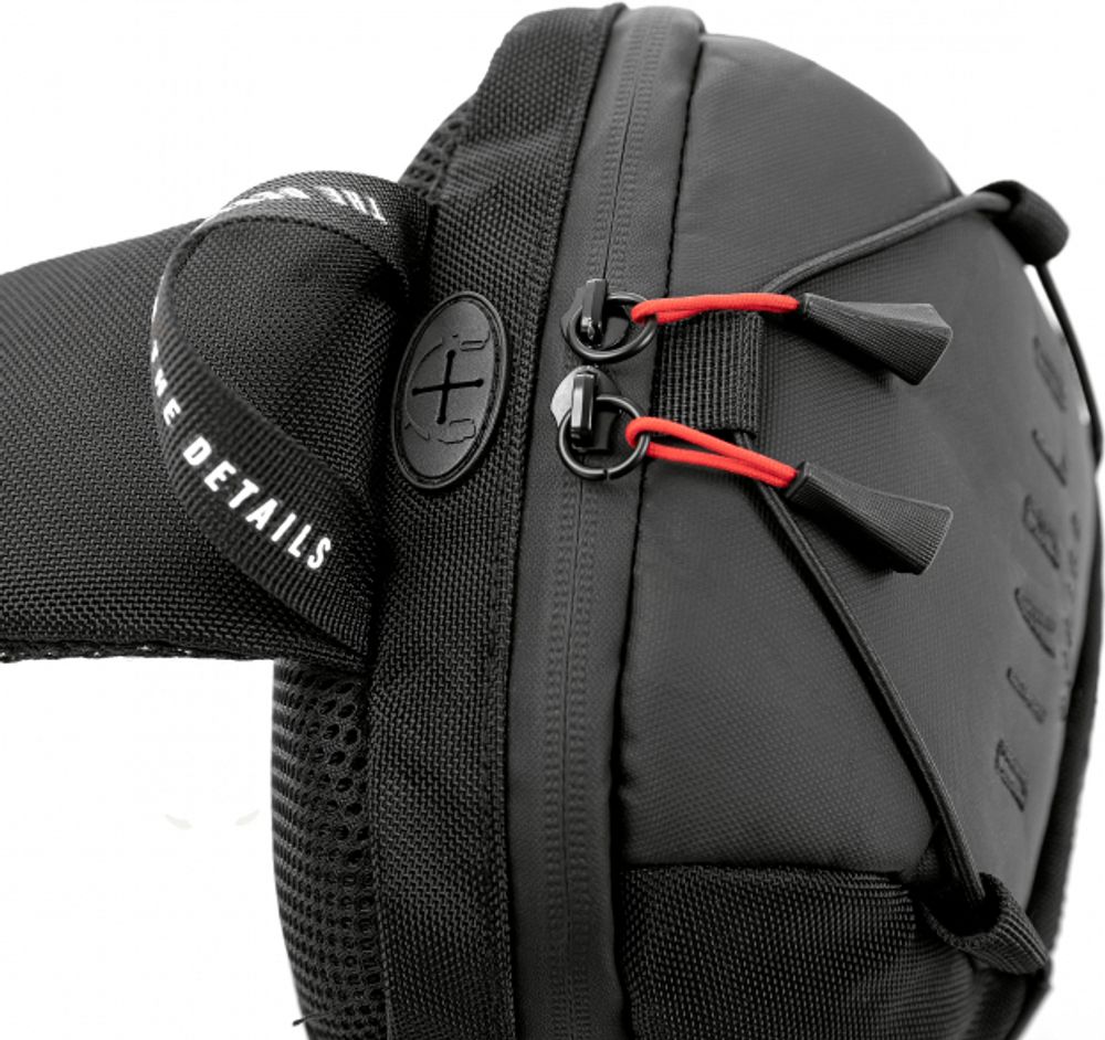 Diablo Umhängetasche Schulterrucksack Brusttasche USB-Anschluss Anti-Diebstahl Zahlenschloss für Reißverschluss 11 Taschen Wasserdicht Farbe: Schwarz