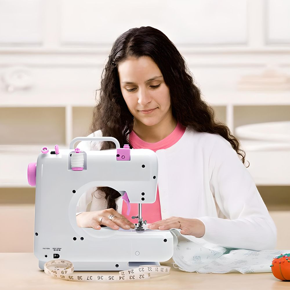 Elektrische Nähmaschine Tragbar Mini-Nähmaschine 2 Geschwindigkeit Mini Reisenähmaschine Nähen Maschine Doppelgewinde Foot Pedal Fusspedal Retoo