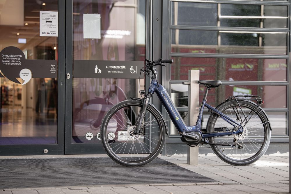 SAXONETTE  E-Trekkingbike Premium Sport , Mittelmotor 522 Wh Akku, Pedelec, Elektrofahrrad, (Trapez Rahmenhöhe 45cm , Schwarz)