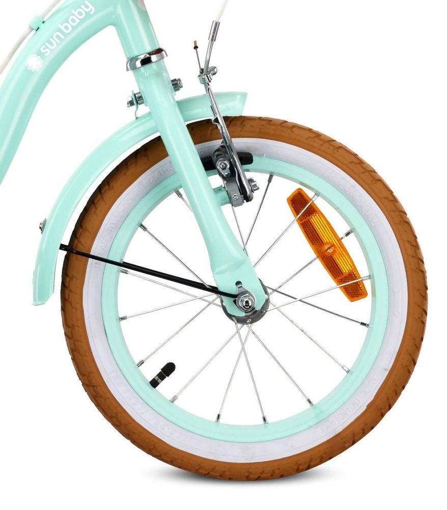 Vorderes Rad mit V-Brake Bremse und Reflektor