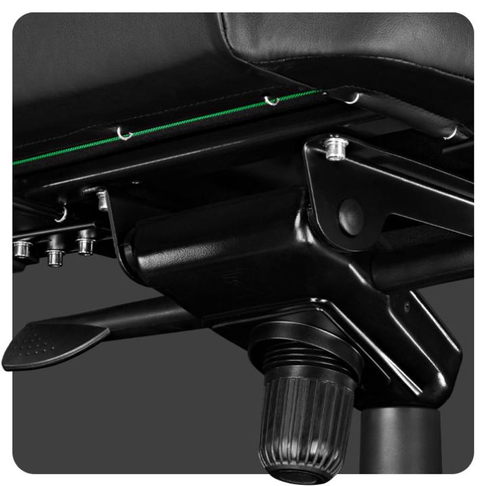 Detailný pohľad na viacblokový mechanizmus na ovládanie nastavení stoličky