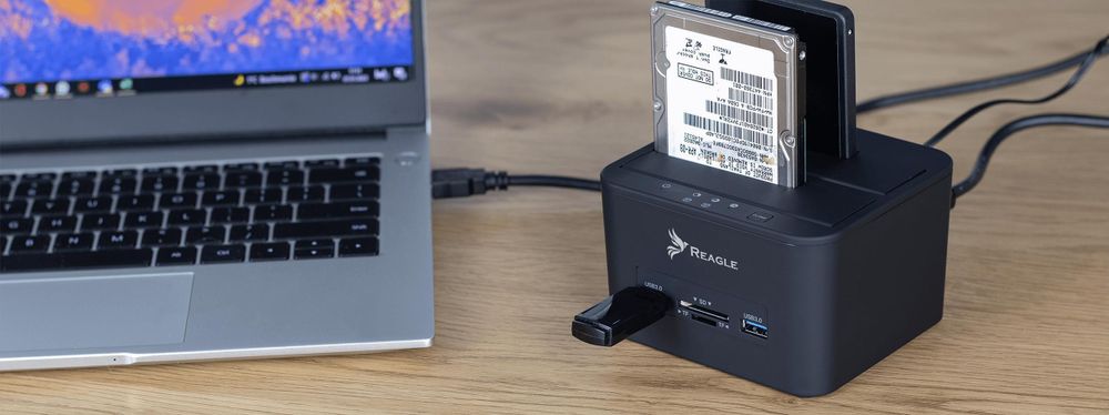 REAGLE SATA HDD SSD Docking Station 2.5 3.5 Zoll Offline Klonfunktion USB 3.2 Hub Kartenleser SD TF Adapter 5Gbps für Backup Datentransfer bis 16TB
