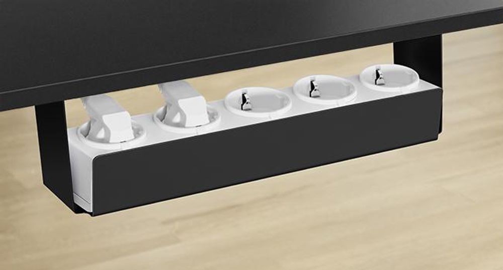 VASAGLE Höhenverstellbarer Schreibtisch, 160 cm, L-förm, Eckschreibtisch, 2 AC-Steckdosen, 2 USB-A-Anschlüsse, Ablage für Steckdosenleiste
