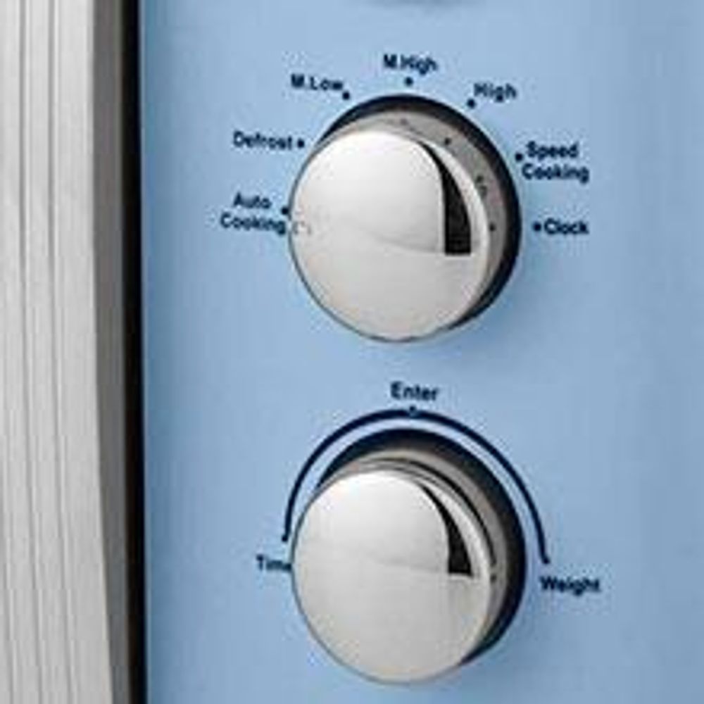 SWAN SM22030CNEU Retro Digitale Mikrowelle 20L, 5 Leistungsstufen, Auftauen, Timer Creme