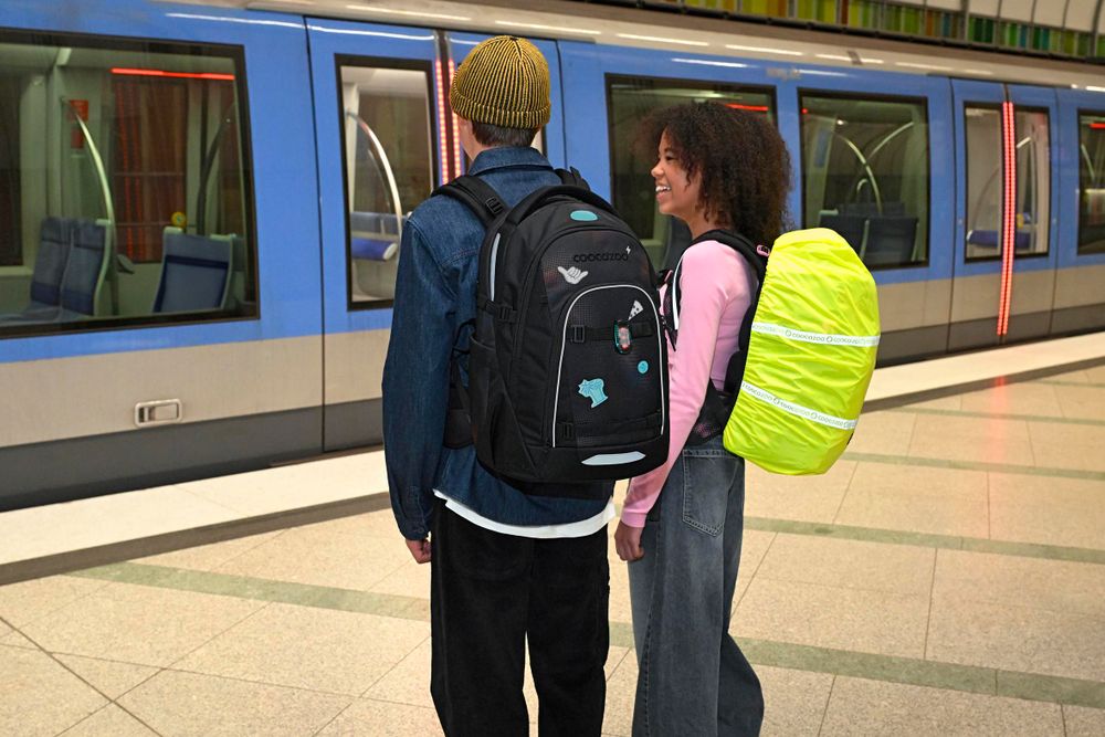 Das Bild zeigt das Sicherheitszubehör von coocazoo.