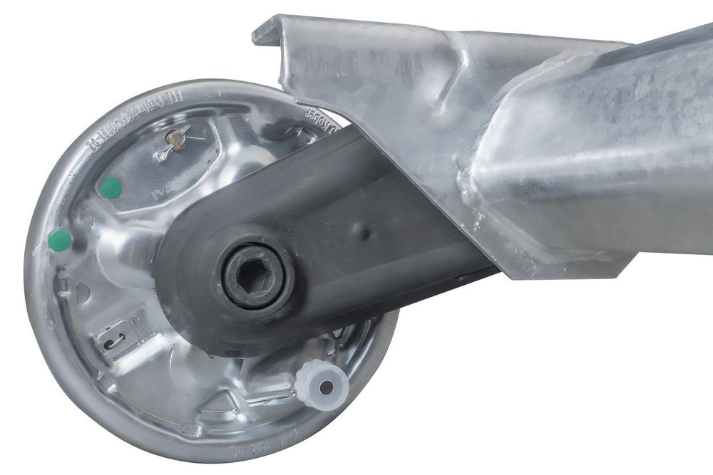 AL-KO Gebremste Achse 1350 kg 1260 mm für schwere Anhänger und Autotransporter
