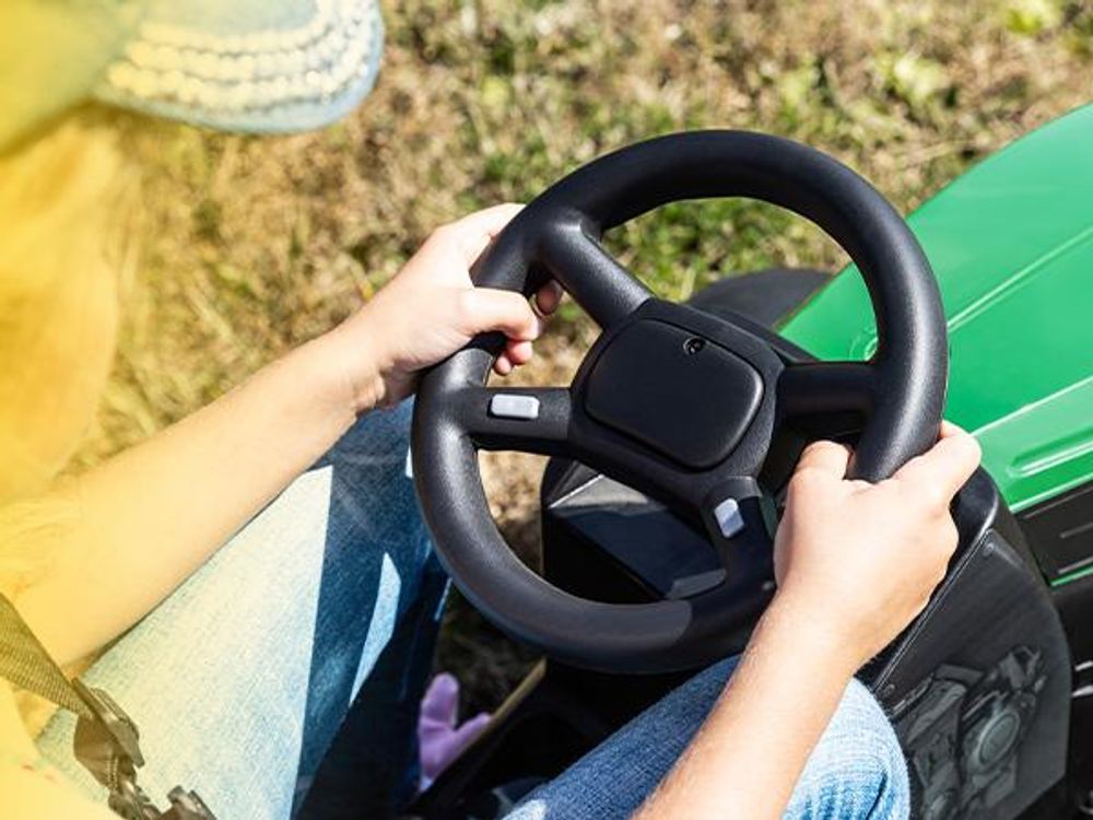 Actionbikes Motors Traktor mit Anhänger | Kinder Elektrotraktor - Kindertraktor - Kinderauto elektrisch - Bulldog - Fernbedienung - ab 3 Jahre (Grün)