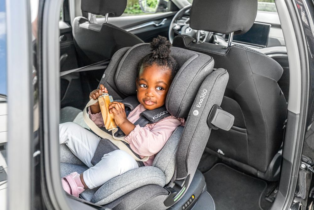 Osann Eno360 2, Kindersitz 360 drehbar mit Isofix 40-150 cm, Reboarder mit Isofix und Top-Tether – Caramel