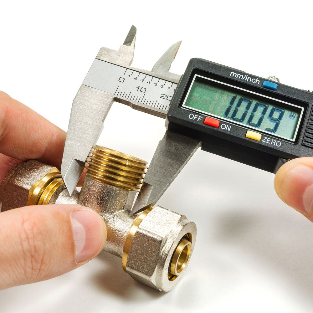 Digitaler Messschieber aus Edelstahl 150mm Digital Meßschieber Schieblehre Ersatzbatterie Spritzwasserdicht LCD Bildschirm Innen- Außen Retoo