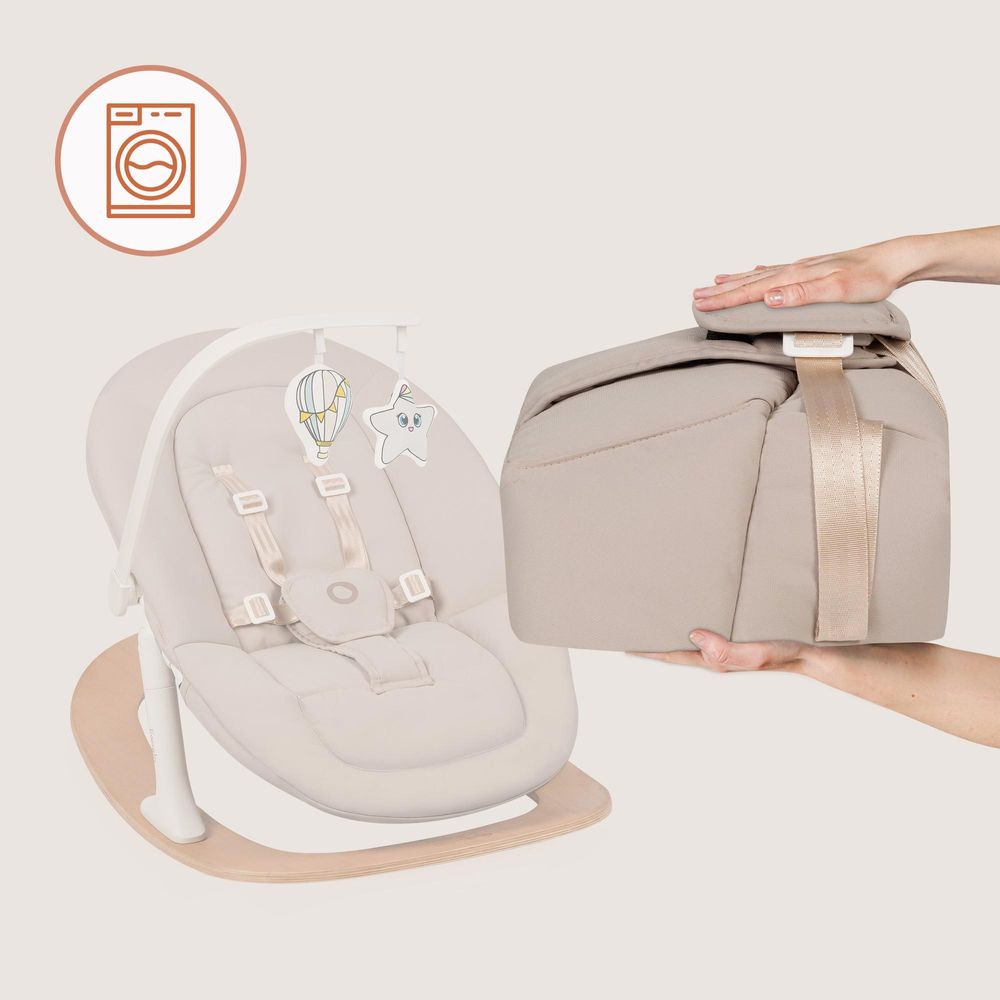 Lionelo Babywippe Celia Rocker mit Verstellbarer Rückenlehne, ab Geburt bis 9 kg, 5 Punkt Gurt und Spielbogen mit Kissen Wood Natural