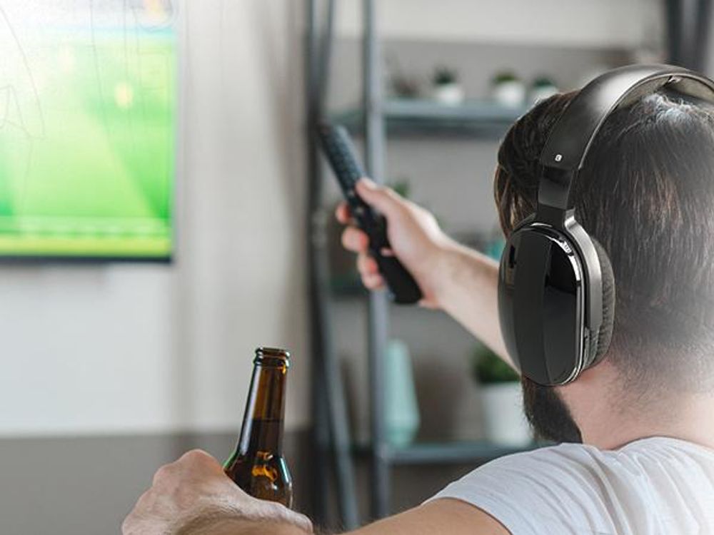 Retekess TA007 Kabellose Kopfhörer für TV, 2,4G Sender-Ladestation, 60m, Kompatibel mit Bluetooth, Kopfhörer Fernsehen für Senioren, Fußballspiel