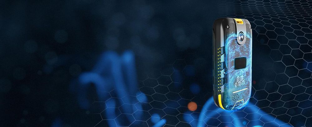 HAMMER DIG LTE 4G – Robustes Klapphandy mit Ladestation Das robuste Gehäuse sorgt für Stoß- und Sturzfestigkeit IP69 VoLTE RAM 48 GB