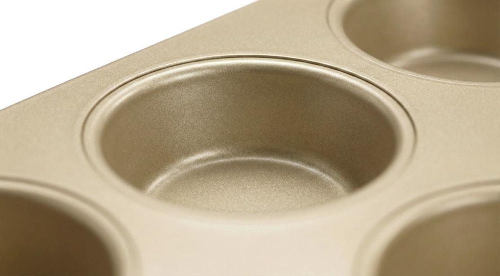 WELLHAUS Muffinform, 26.5x2.7x18.5 cm, 6 Stück, Gold